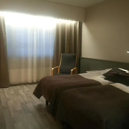 Kivitippu 3*